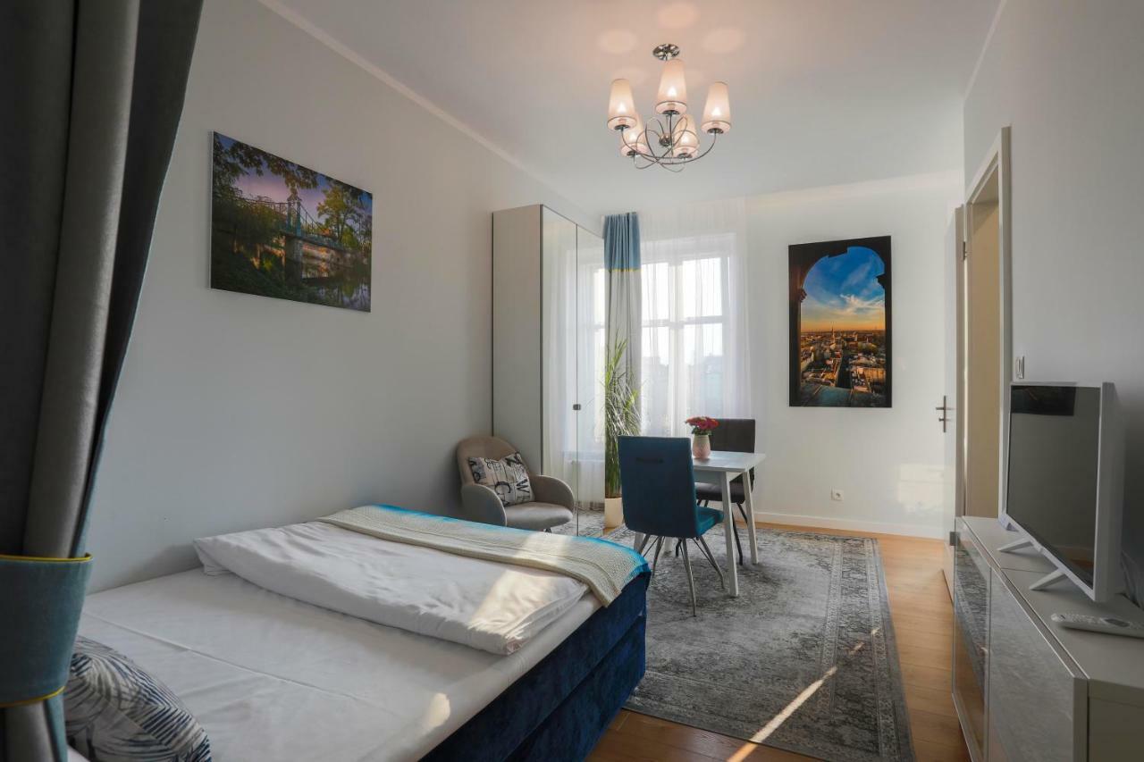 Proseco Apartments -Self Check-In- Opole Ngoại thất bức ảnh